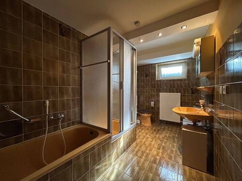 Duschbad im Untergeschoss - 