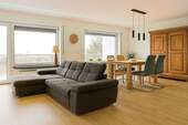 Wohn-Essbereich mit Kamin - Mehrfamilienhaus, Wohnhaus mit 309,00 m² in Gönnheim zum Kaufen