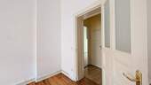 Blick zum Flur vom Zimmer - 