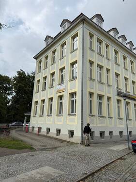 Einfahrt_Parkplatz - Einfamilienhaus in Hoyerswerda