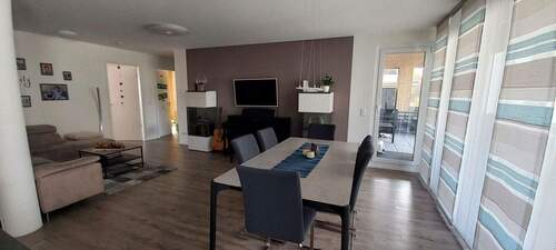 Bild 1 - Große - neuwertige 4,5 Zimmer Wohnung zum Wohlfühlen - keine Provision