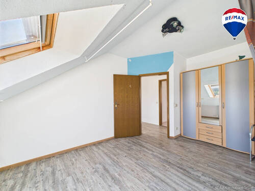 RE/MAX Immobilien DeLux Haus verkauf Brotdorf - 