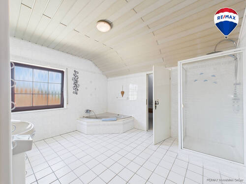 RE/MAX Immobilien DeLux Haus verkauf Brotdorf - 