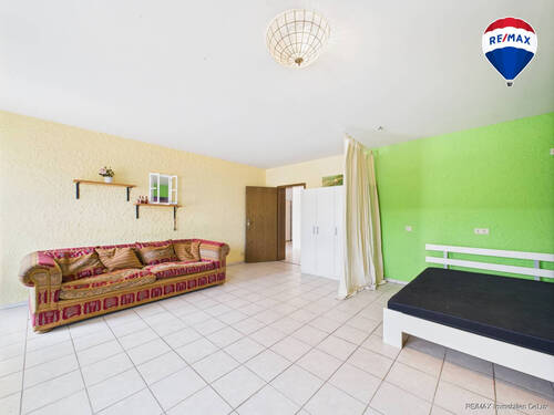 RE/MAX Immobilien DeLux Haus verkauf Brotdorf - 