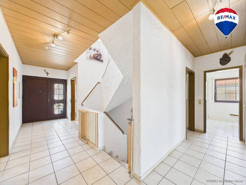 RE/MAX Immobilien DeLux Haus verkauf Brotdorf - 