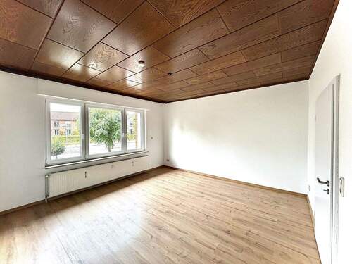 Helle Erdgeschosswohnung - 