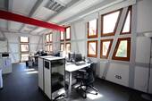 Fix- und Flexdesks - Moderne Arbeitsplätze und Büroraum in historischem Fachwerkgebäude - All-in-Miete