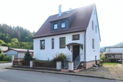 Vorderansicht - 5 Zimmer Einfamilienhaus zum Kaufen in Sitzendorf