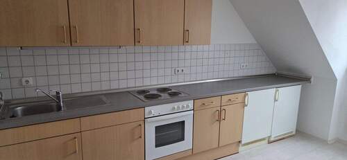 Einbauküche.jpg - Sehr ruhige, geräumige 2,5-Zimmer-Wohnung mit Einbauküche im Herzen von Rottenburg zu vermieten.