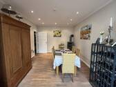 Essen mit Kaminofen - 1 Zimmer Mehrfamilienhaus, Wohnhaus zum Kaufen in Bad Vilbel