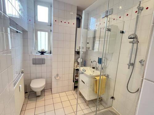 Bad EG - Mehrfamilienhaus, Wohnhaus mit 278,90 m² in Bad Vilbel zum Kaufen