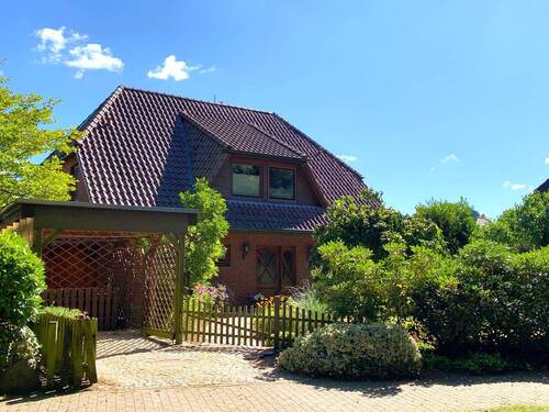 Hausansicht - 5 Zimmer Einfamilienhaus zum Kaufen in Bad Bramstedt