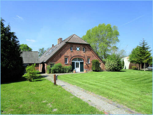 Bild1 - Charmantes Anwesen mit 4 Ferienwohnungen und großem Grundstück in idyllischer Lage in Stadland