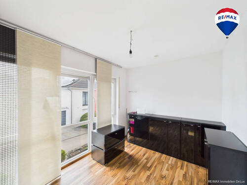 RE/MAX Immobilien DeLux Haus Konz - Roscheider Hof - 