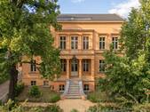 Hausansicht - 5 Zimmer Etagenwohnung zum Kaufen in Potsdam