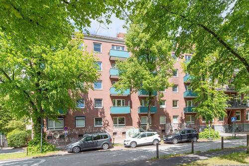 Hausansicht - Zentrumsnah und verkehrsgünstig