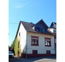 Einseitig angebautes Wohnhaus mit 3 Schlafzimmern, Garten und Terrasse in Weiskirchen zu verkaufen!