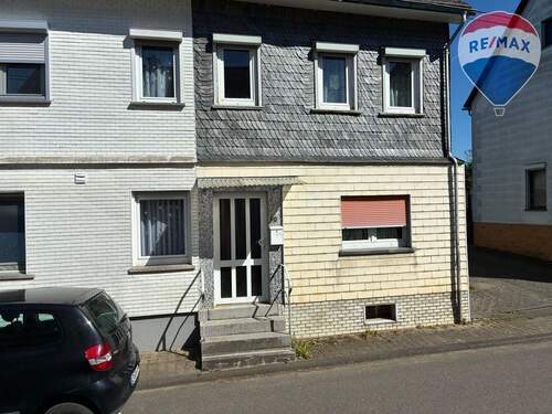 1. Doppelhaushälfte - 5 Zimmer Doppelhaushälfte in Charlottenberg