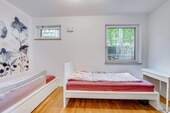 Schlafzimmer - Etagenwohnung mit 97,70 m² in München zum Kaufen