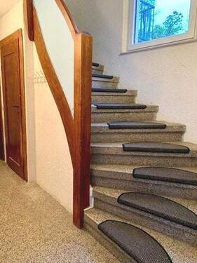 EG Treppe ins OG - 