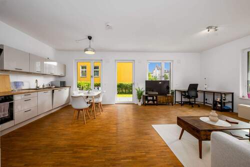 2 - 2 Zimmer Etagenwohnung zum Kaufen in Berlin