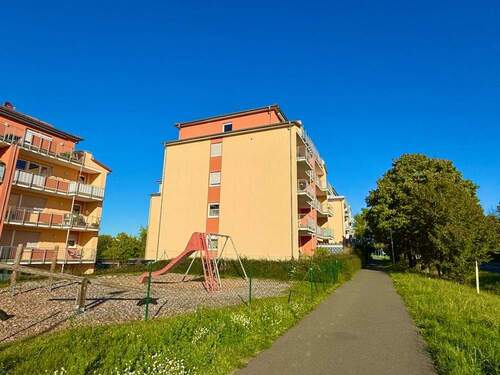 Hausansicht - 3 Zimmer Etagenwohnung zum Kaufen in Neustadt an der Aisch