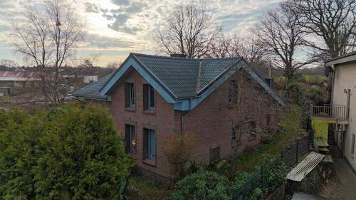 Luftbildaufnahme - 7 Zimmer Einfamilienhaus zum Kaufen in Oeversee