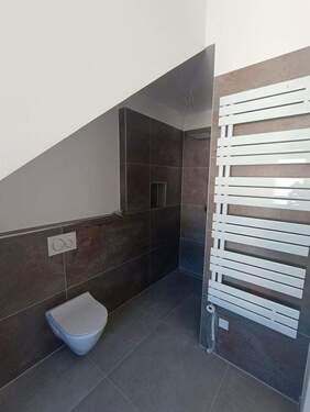 mit elektr. Handtuchheizkörper - 