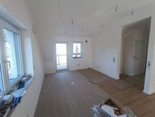 mit offenem Küchenbereich - 2 Zimmer Etagenwohnung zur Miete in Frankfurt am Main