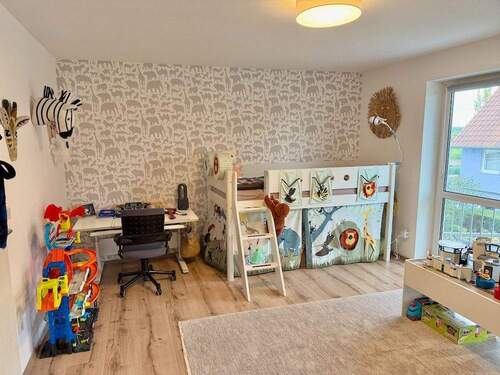Kinder-/Schlafzimmer 2 - 