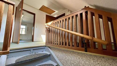 Treppenaufgang/Flur Dachgeschoss - 