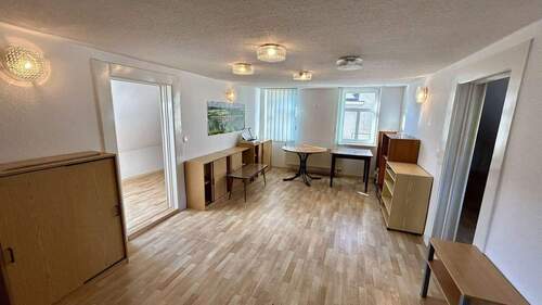 Vorbereitungsraum Dachgeschoss - 