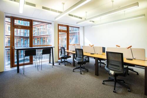 Möbliertes Büro mit 8 Arbeitsplätzen - Premium möbliertes Büro mit 8 Arbeitsplätzen am Medienhafen - inkl. All-In