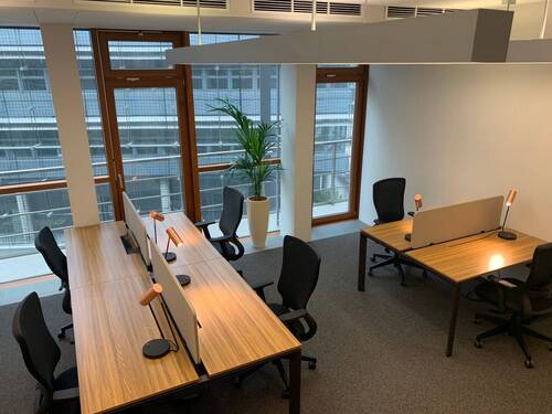 Möbliertes Büro mit 8 Arbeitsplätzen - Büro in Düsseldorf