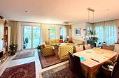 Wohnzimmer_Esszimmer_1.jpg - 4 Zimmer Etagenwohnung zum Kaufen in Breisach am Rhein