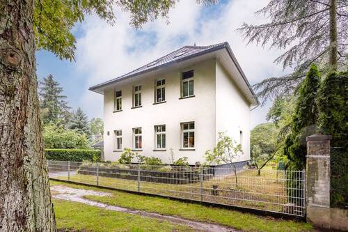 Straßenansicht - 6 Zimmer Einfamilienhaus zum Kaufen in Neuenhagen bei Berlin