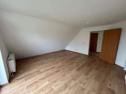 Beispielbild Wohnzimmer - 2 Zimmer Etagenwohnung zur Miete in Wanzleben-Börde