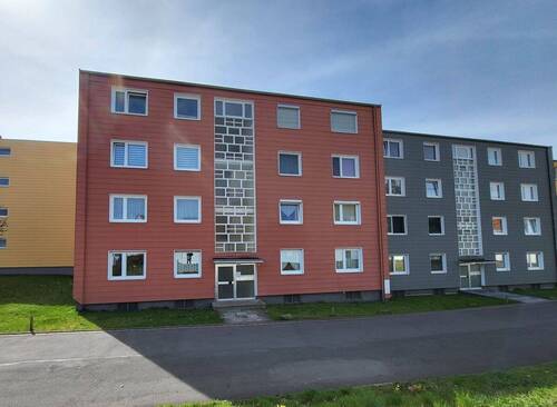 1. Aussenansichten (1) - 4 Zimmer Etagenwohnung zum Kaufen in Northeim