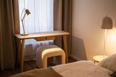 09 Weinbergsweg_Schlafzimmer1_Schreibtisch.jpg - 