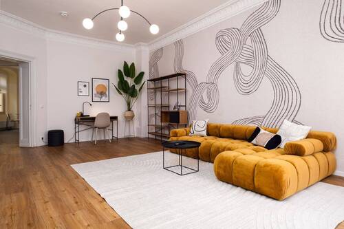 03 Weinbergsweg_Wohnzimmer_Uebersicht.jpg - 165 