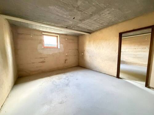 21 UG Raum b - 