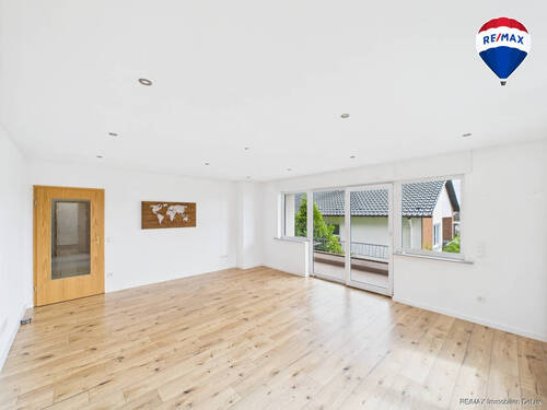 RE/MAX Immobilien DeLux Haus Reimsbach - 