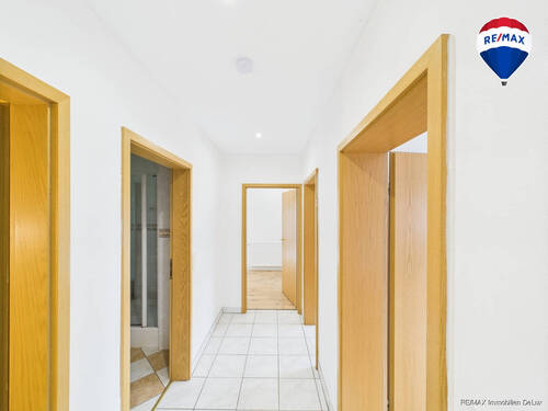 RE/MAX Immobilien DeLux Haus Reimsbach - 