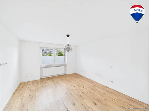 RE/MAX Immobilien DeLux Haus Reimsbach - 