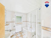 RE/MAX Immobilien DeLux Haus Reimsbach - 