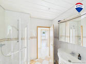 RE/MAX Immobilien DeLux Haus Reimsbach - 
