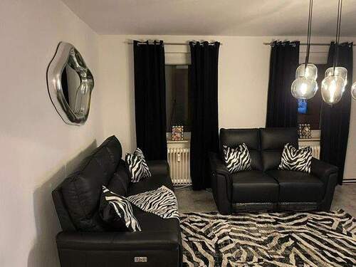 Wohnzimmer - 3 Zimmer Etagenwohnung zur Miete in Nürnberg