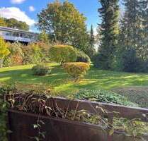 sonnige 3 Zimmer Hochparterre Wohnung mit großem Balkon und Tiefgaragenstellplatz - Hamburg Alsterdorf