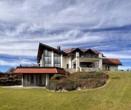 von Südost - Einzigartiges Anwesen in Alleinlage mit Panoramabergblick vor den Toren Kemptens