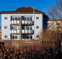 Sofortige Einnahmen: Vermietete 3-Zimmer-Wohnung mit zwei Balkonen und Tiefgarage - Konstanz Wollmatingen